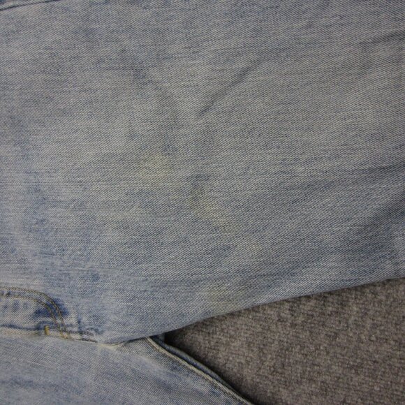 Levi's 501 Straight Leg Button Fly Light Wash Jeans Mens 35x32 Blue Denim Vtg - Picture 7 of 14